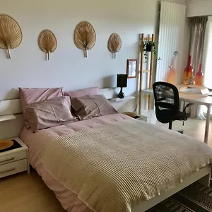 Séjour chez l'habitant Chez Isa, Espace Prive, 1ou 2 Chambres, Terrasse Et Jardin, Entree Autonome, Sdb Et Mini Cuisine Partagees Entre Les 2, Ceyrat